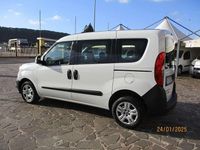 Usata Fiat Doblò 95 CV (69 kW) 2017 Bianco Monovolume