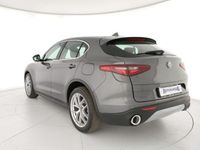 Usata Alfa Romeo Stelvio Super 179 CV (131 kW) 2017 Grigio SUV