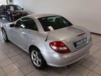Usata Mercedes SLK200 163 CV (119 kW) 2005 Grigio Cabrio