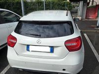 Usata Mercedes A180 122 CV (89 kW) 2017 Bianco Utilitaria