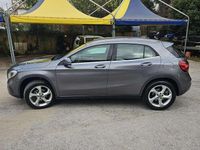 Usata Mercedes GLA200 Premium 136 CV (100 kW) 2019 Grigio SUV