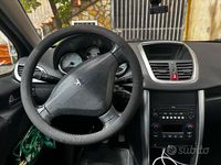 Usata Peugeot 207 75 CV (55 kW) 2006 Grigio Utilitaria