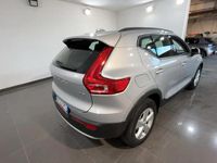 Usata Volvo XC40 129 CV (94 kW) 2023 Argento SUV