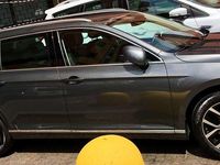 Usata VW Passat Highline 150 CV (110 kW) 2017 Grigio Station wagon