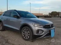 Usata VW T-Roc Life 150 CV (110 kW) 2022 Grigio SUV