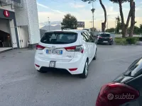 Usata Hyundai ix20 Comfort 90 CV (66 kW) 2015 Bianco Utilitaria