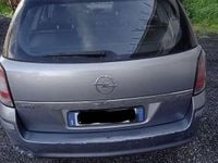 Usata Opel Astra Enjoy 101 CV (74 kW) 2005 Station wagon