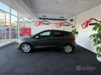 Usata Ford Fiesta Titanium 120 CV (88 kW) 2018 Grigio Utilitaria
