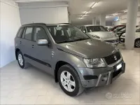 Usata Suzuki Grand Vitara 129 CV (94 kW) 2007 Grigio SUV