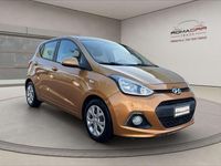 Usata Hyundai i10 Classic 67 CV (49 kW) 2016 Oro Utilitaria