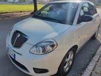 Usata Lancia Ypsilon 75 CV (55 kW) 2011 Bianco Utilitaria