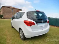 Usata Opel Meriva 95 CV (69 kW) 2012 Monovolume