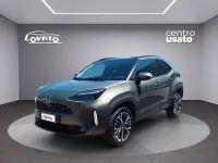 Usata Toyota Yaris Hybrid Lounge 116 CV (85 kW) 2024 Grigio