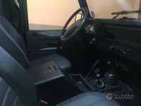 Usata Land Rover Defender 132 CV (97 kW) 1996 Verde SUV