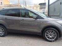Usata Ford Kuga Titanium 140 CV (102 kW) 2014 Grigio SUV