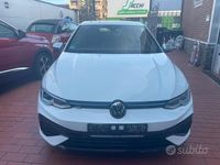 Usata VW Golf VIII R 333 CV (244 kW) 2023 Bianco Berlina