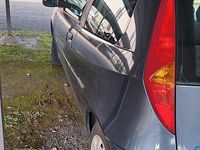 Usata Fiat Punto 60 CV (44 kW) 1999 Grigio Berlina