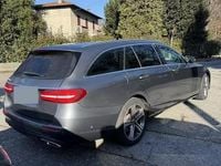 Usado Mercedes E200 160 CV (117 kW) 2020 Gris Familiar