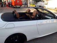 Usata BMW 330 Cabriolet M Sport 231 CV (169 kW) 2008 Bianco Cabrio