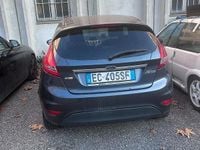 Second-hand Ford Fiesta 90 CP (66 kW) 2010 Gri Berlinǎ