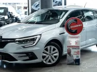 Usata Renault Mégane GrandTour 116 CV (85 kW) 2023 Grigio Station wagon