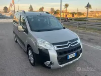 Usata Citroën Berlingo XTR 92 CV (67 kW) 2012 Marrone Monovolume