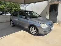 Usata Opel Corsa Enjoy 80 CV (58 kW) 2005 Grigio Utilitaria