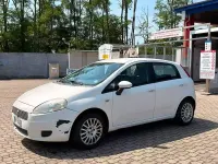 Usata Fiat Grande Punto 65 CV (47 kW) 2009 Bianco Utilitaria