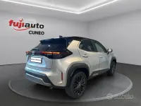 Usata Toyota Yaris Cross 116 CV (85 kW) 2022 Grigio SUV
