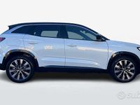 Usata Renault Austral Evolution 200 CV (147 kW) 2025 Bianco SUV