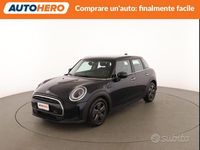Begagnad Mini Cooper Essential 2022 Blå Halvkombi