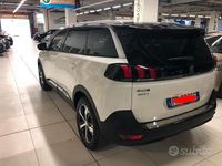Usata Peugeot 5008 131 CV (96 kW) 2018 Bianco SUV