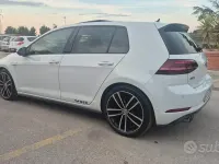 Gebraucht VW Golf VIII Executive 184 PS (135 kW) 2020 Weiß Limousine