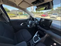 Nuova Toyota Yaris Hybrid Active 92 CV (67 kW) 2026 Blu Berlina