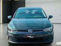 Usata VW Golf VII Life 115 CV (84 kW) 2021 Grigio urano Utilitaria
