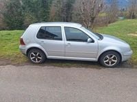 Usata VW Golf IV Highline 130 CV (95 kW) 2002 Argento Berlina