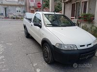 Usata Fiat Strada 63 CV (46 kW) 2003 Bianco Pick-up