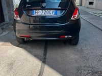 Usata Lancia Ypsilon 69 CV (50 kW) 2018 Nero Utilitaria