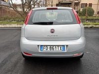 Usata Fiat Punto Lounge 77 CV (56 kW) 2015 Other Berlina