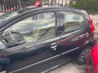 Usata Peugeot 107 68 CV (50 kW) 2008 Nero Utilitaria