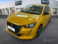 Usata Peugeot 208 Allure 101 CV (74 kW) 2023 Giallo Utilitaria