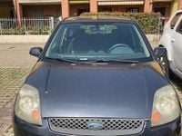 Usata Ford Fiesta 75 CV (55 kW) 2007 Blu Utilitaria