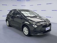 Usata Toyota Yaris Hybrid Active 172 CV (126 kW) 2023 Argento Utilitaria