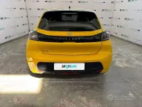 Usata Peugeot 208 Allure 101 CV (74 kW) 2023 Giallo Utilitaria