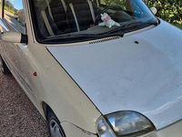 Usata Fiat 600 54 CV (39 kW) 2006 Giallo Utilitaria