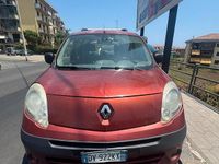 Usata Renault Kangoo 105 CV (77 kW) 2009 Rosso Monovolume
