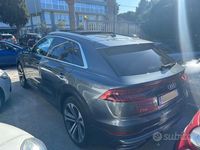 Usata Audi Q8 S-Line 286 CV (210 kW) 2020 Grigio SUV