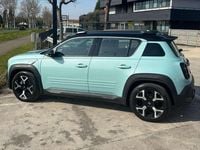 Usata Renault 4 E-Tech Komfort 77 kW (106 CV) 2025 Verde acqua SUV