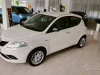 Usata Lancia Ypsilon 69 CV (50 kW) 2017 Beige Utilitaria