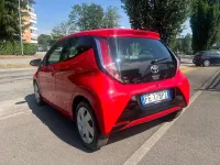 Usata Toyota Aygo X-clusiv 69 CV (50 kW) 2016 Rosso Utilitaria